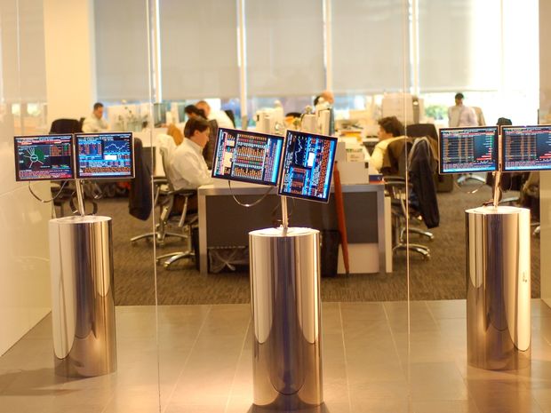 “Bloomberg”: Pandemiya yeddi ilədək davam edə bilər