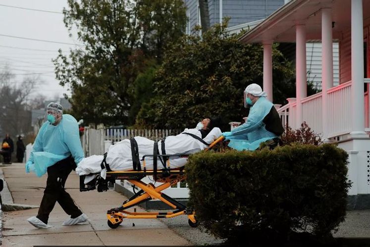 ABŞ-da son sutkada 102 mindən çox insan COVİD 19-a yoluxub, 2 618 nəfər ölüb