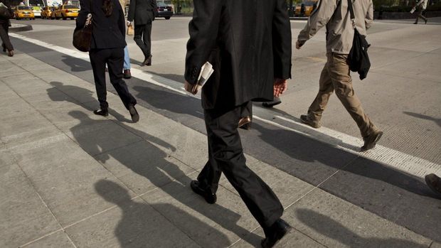 Ölkədə rəsmi çalışan işçilərin sayı açıqlanıb