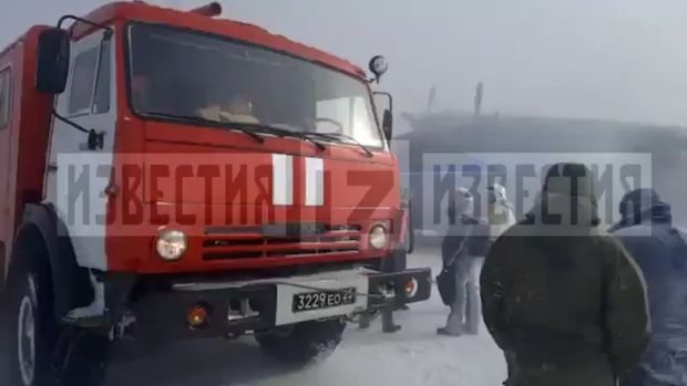 Rusiyada hərbi təyyarə qəza enişi edib - VİDEO