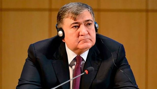 Fazil Məmmədov mülklərini və məşhur hotelini satışa çıxardı