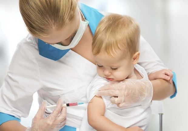 Главный инфекционист призвал серьезно отнестись к плановой вакцинации детей