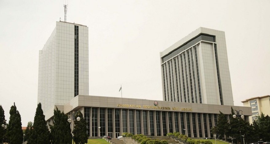 В Милли Меджлисе сменился пресс-секретарь - ФОТО