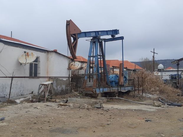 Neft mədənlərində yaşayan əhali radiasiyadan əziyyət çəkir - FOTO