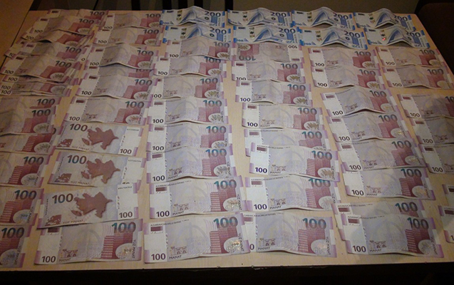 Mağazanın tavanını söküb 13 min oğurladı