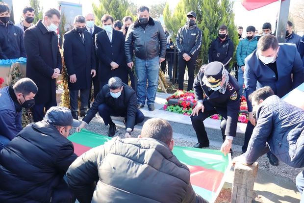 Qanı ilə tarix yazan daha bir hərbçimizin nəşi torpağa tapşırıldı - FOTO