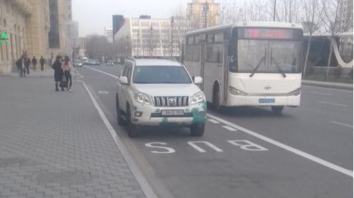 Bakıda bu saatlarda avtobus zolaqlarına girmək olar - YENİLİK