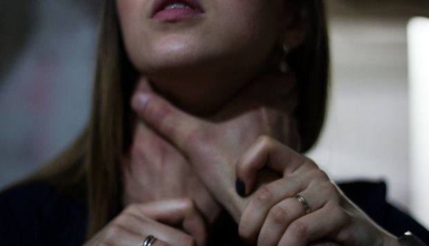 Перед судом предстанет мужчина, задушивший свою дочь