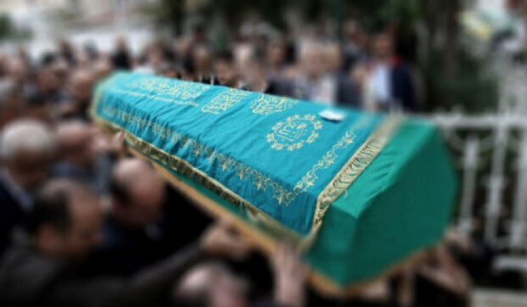 AĞIR İTKİ ÜZ VERDİ-Məşhur psixoloq evində ÖLÜ TAPILDI - FOTO