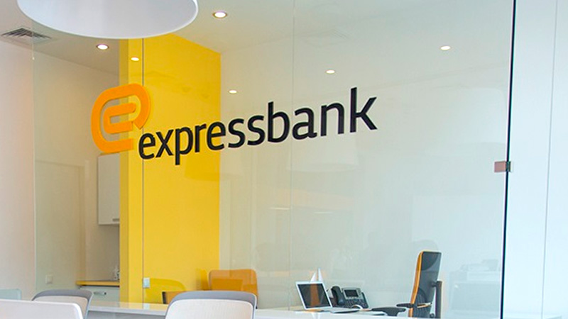 “Express Bank”ın durumu necədir? - MÜŞTƏRİLƏR PULLARINI GERİ ÇƏKİR