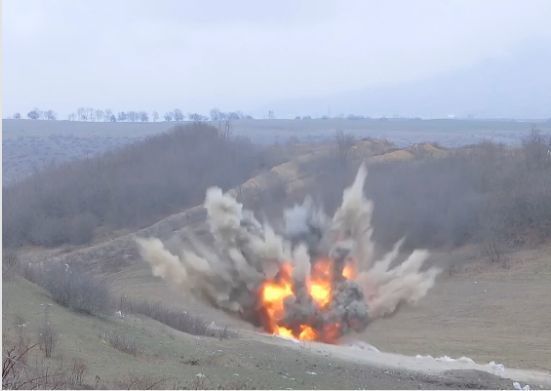 Около 400 взрывоопасных предметов обезврежено в Ходжавендском районе - ФОТО/ВИДЕО