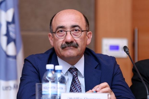 Əbülfəs Qarayev ölkədən çıxışına qadağa qoyulması ilə bağlı iddialara CAVAB VERDİ