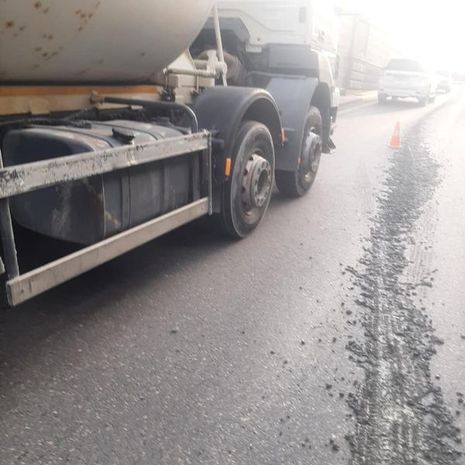 Bakıda eyni yolda bir gündə ikinci hadisə: Tıxac yarandı - FOTO