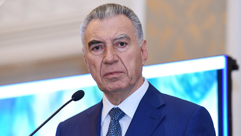 Əli Həsənova 2 milyardlıq korrupsiya ittihamı - İstintaqda dindirilib