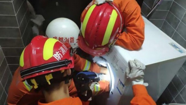 Paltaryuyan maşına girən uşaq ÖLDÜ