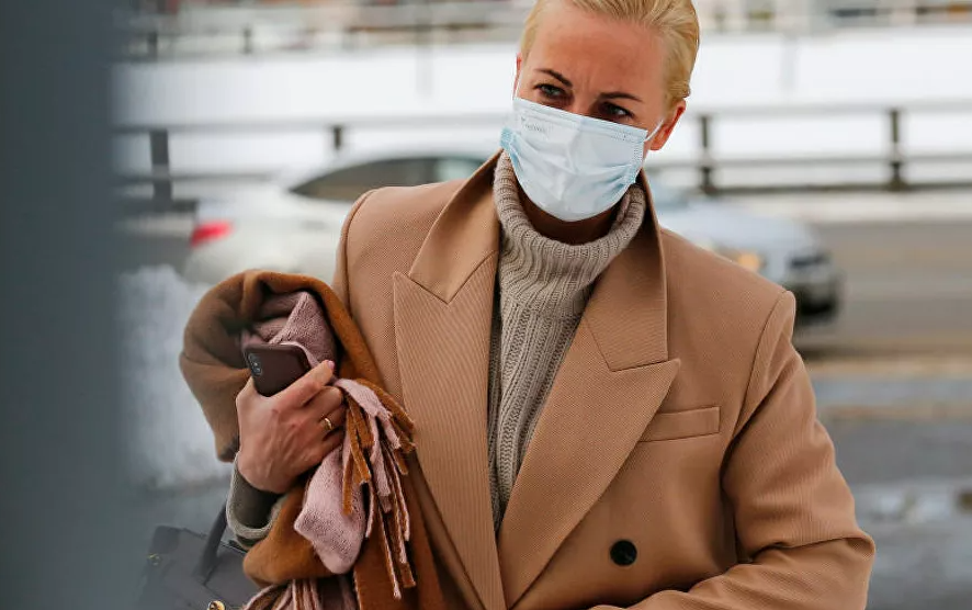 Navalnının xanımı Rusiyaya qayıtdı