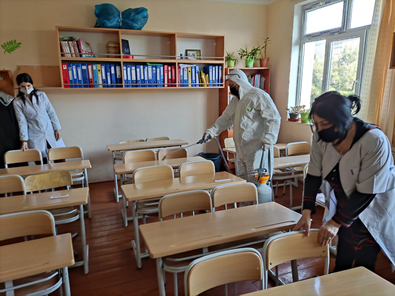 Bakıda bu məktəb koronavirusa görə bağlandı - müəllimlər və şagirdlər yoluxdu