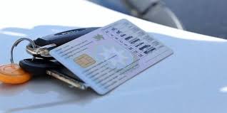 Sürücülük vəsiqəsi və digər sənədlərin daşınması tələbi aradan qaldırıldı