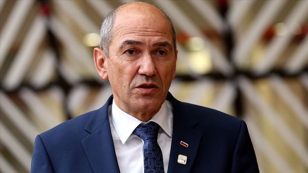 Sloveniya baş nazirinin Quranla bağlı paylaşımı kəskin reaksiyaya səbəb oldu