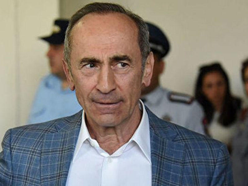 Köçəryan Paşinyanın devrilməsinə çağırır