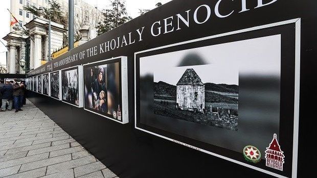 İstanbulda Xocalı soyqırımı ilə bağlı fotosərgi nümayiş olundu - FOTO