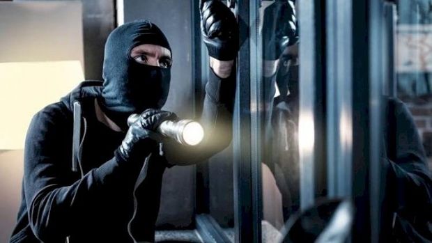 “Siyaqut” şadlıq sarayından oğurluq olub