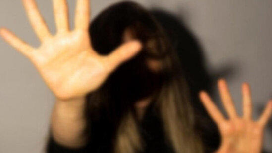 15 yaşlı qızı evlənmək adı ilə Novxanıdakı evinə apardı, dəfələrlə əlaqəyə girdi - ŞOK TƏFƏRRÜAT