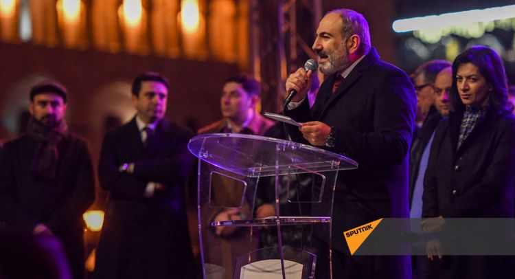 Paşinyan: “Oktyabr ayında Konstitusiyaya əlavə və dəyişikliklərlə bağlı referendum keçiriləcək”