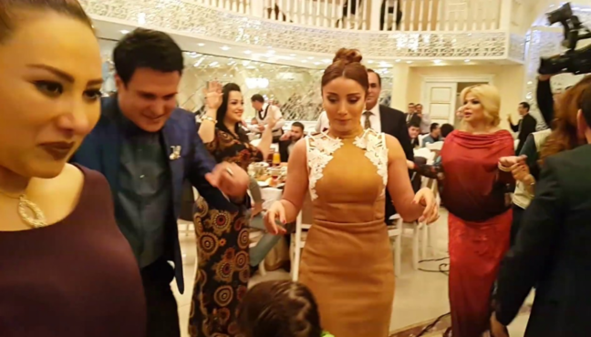 Məşhurlar toyda BELƏ RƏQS ETDİLƏR - VİDEO