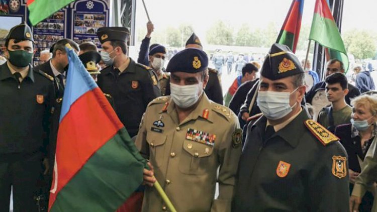 Pakistan generalı Azərbaycana gəldi