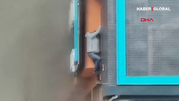 Soyuqqanlı şəkildə alovdan xilas olan satıcılar – ANBAAN VİDEO