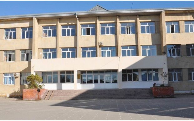 Еще одну школу в Баку закрыли из-за COVID-19