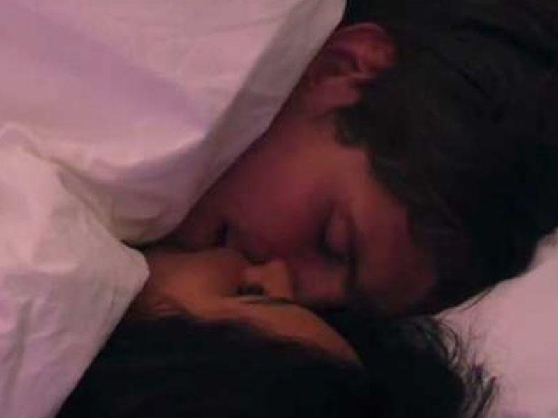 Verilişdə qalmaqal: İştirakçılar heç nəyə fikir vermədən intim münasibətdə oldular - VİDEO - FOTO