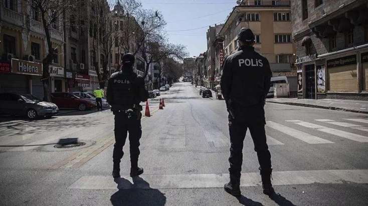 Qadın 200 nəfəri virusa yoluxdurdu - Polis əraziyə giriş-çıxışı bağladı