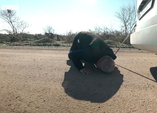 “Bu gün üçün təşəkkür edirəm”: 28 ildən sonra Ağdama qayıdış - VİDEO