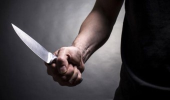 Ər keçmiş həyat yoldaşını öncə döydü,sonra bıçaqla xəsarət yetirmək istədi