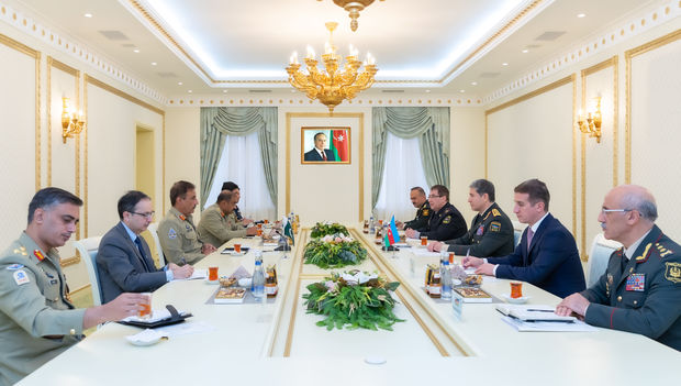 Vilayət Eyvazov Pakistanın Baş Qərargah rəisini qəbul edib