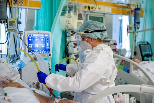 Slovakiya yer çatışmazlığından koronavirusa yoluxanları Almaniya və Polşaya göndərir