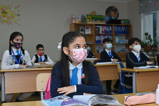 Bakıda koronavirusa görə bağlanan məktəbdə dərslər bərpa olundu