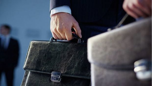 Qanunu pozan bələdiyyələr - Nazir müavini Milli Məclisdə hesabat verdi