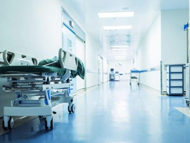 Bərdədə qız sevgilisinin üzərinə spirt töküb yandırdı