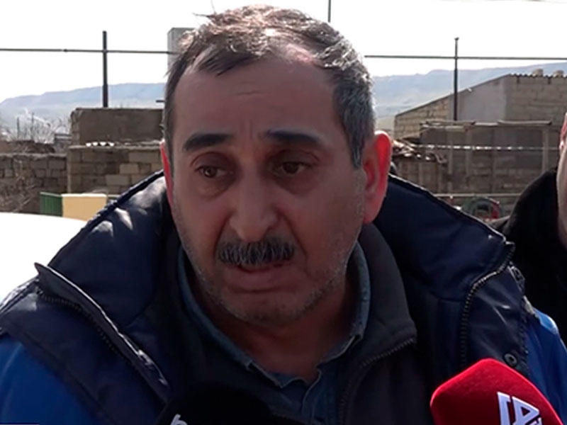 İntihar etdiyi deyilən qızın atası: 