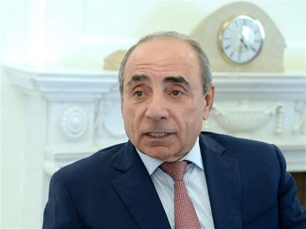 Yaqub Eyyubov 16 milyon manata bağ sahəsi aldı - FOTOLAR