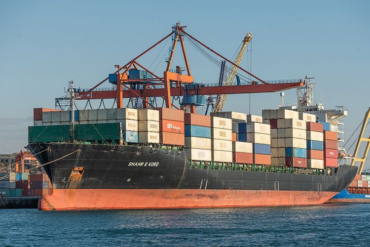 İran gəmisi Aralıq dənizində hücuma məruz qalıb