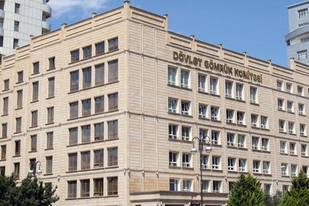 Gömrük Komitəsi türkiyəli sürücüdən Azərbaycan ərazisinə keçmək üçün 600 dollar tələb etdi -SENSAİON AÇIQLAMA