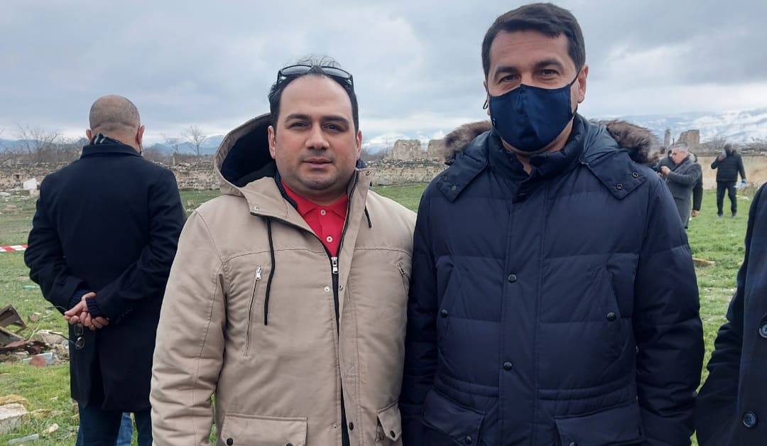 Hikmət Hacıyev: “Ağdamda olarkən qarışıq hislər keçirirəm”