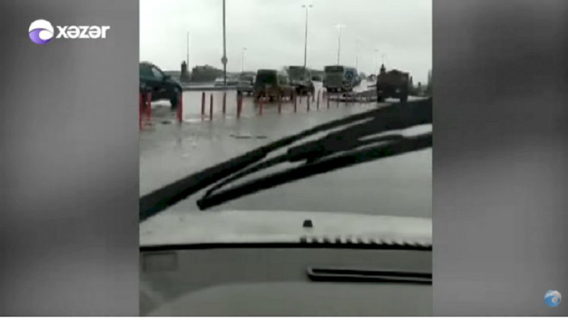 Törətdiyi qayda pozuntusunu paylaşdı: Polis araşdırmalara başladı (VİDEO)