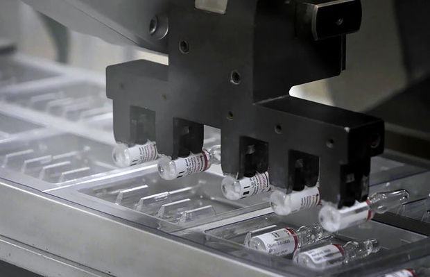 Производство вакцин от COVID-19 оказалось под угрозой из-за США