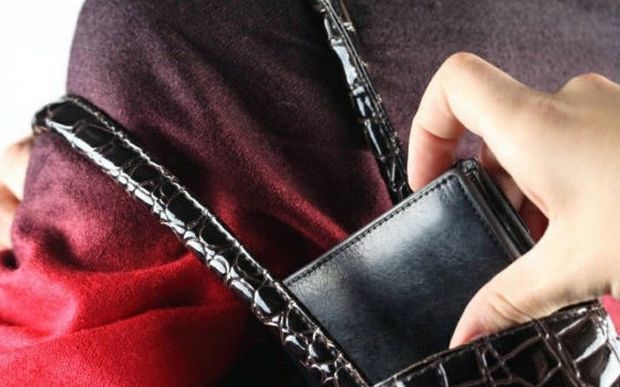 В Гяндже задержан карманник - ФОТО