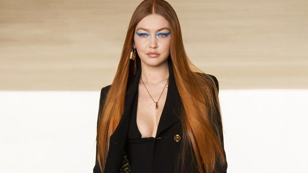 Supermodel yanlışlıqla övladının fotosunu paylaşdı - FOTO